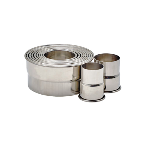 Winco CST-22 2" High 11-Piece Round Plain Stainless Steel Cookie Cutter Set